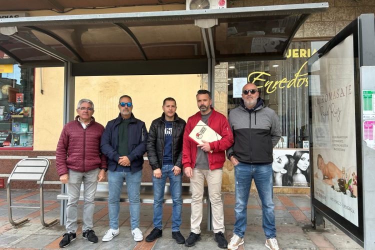 Los trabajadores continúan con la huelga de autobuses: "Esperamos una respuesta del Ayuntamiento" - huelga bus fuengirola 750x500 1 Huelga autobuses urbanos Fuengirola.