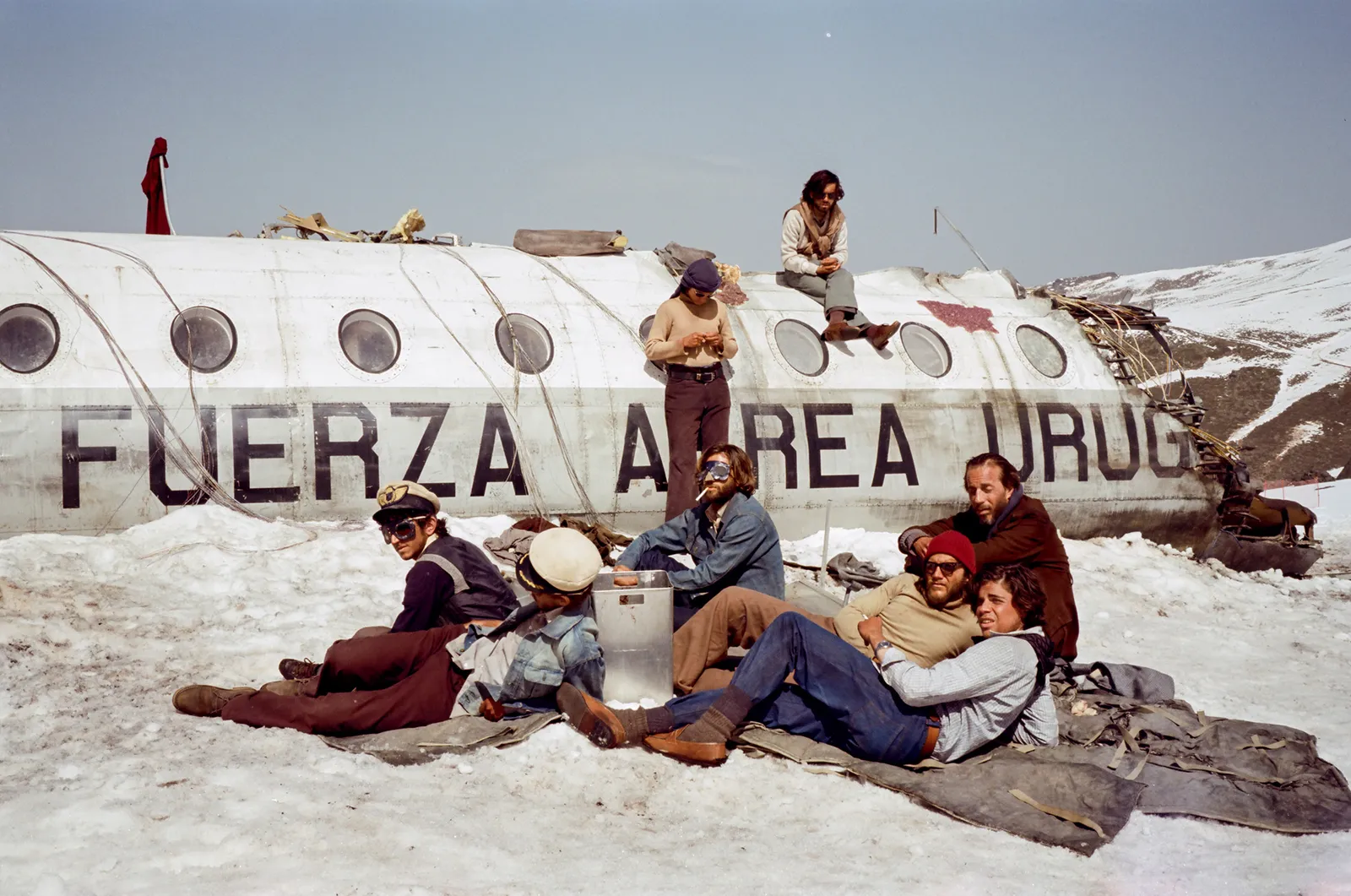 El autor de 'La sociedad de la nieve' aterriza en Estepona para hablarnos del origen de su libro - 10 0745 analog LSDLN roll11653 26 scan 2 copia Película La Sociedad de la Nieve.