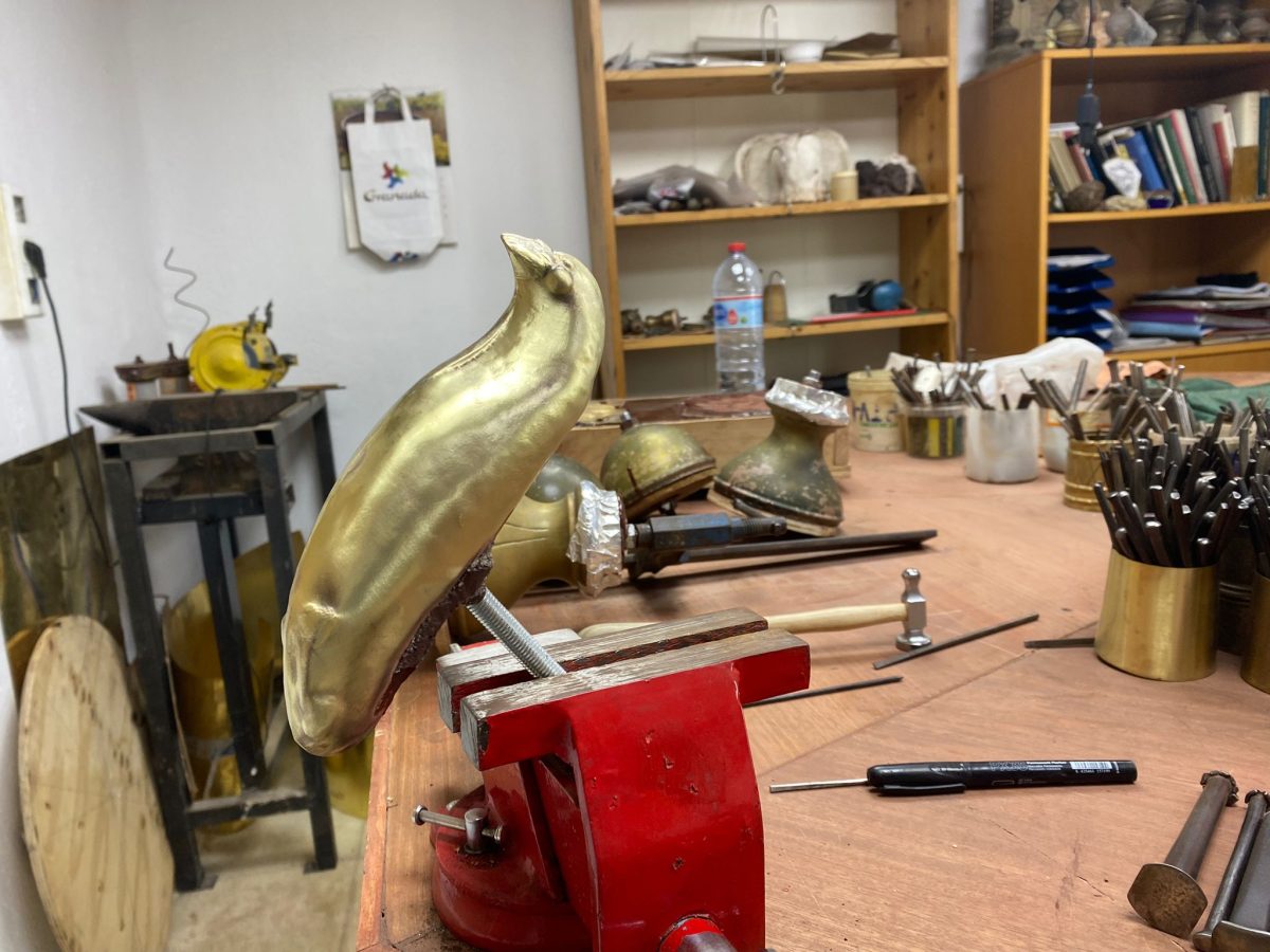 De trabajar con Cofradías a diseñar complementos de moda en Mijas: el arte de la Orfebrería - WhatsApp Image 2024 04 02 at 3.53.17 PM 1 De trabajar con Cofradías a diseñar complementos de moda en Mijas: el arte de la Orfebrería - WhatsApp Image 2024 04 02 at 3.53.17 PM 1