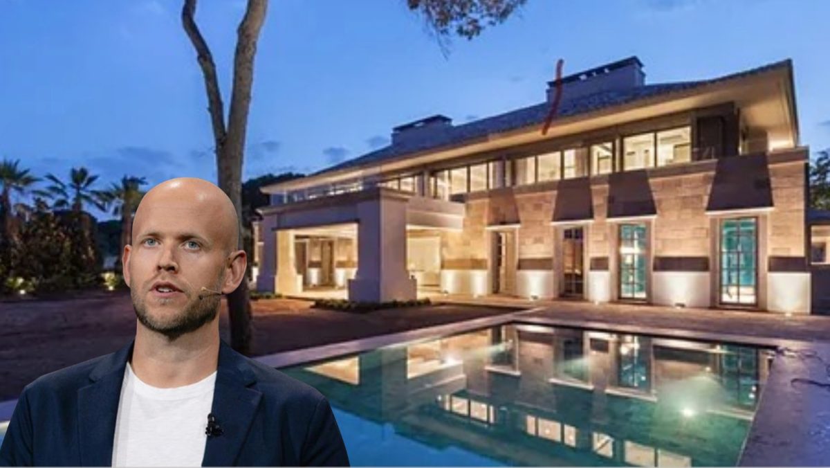 Daniel Ek junto a la villa que quiere comprar en Marbella.