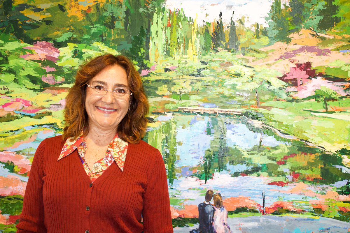 Paloma Ripollés, la pintora de los paisajes coloridos, expone en Estepona - IMG 3004 Paloma Ripollés, la pintora de los paisajes coloridos, expone en Estepona - IMG 3004