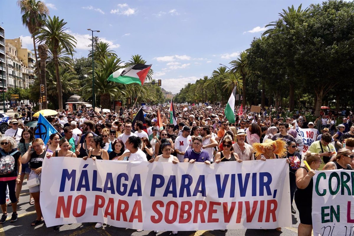 “Alquileres por las nubes y salarios por los suelos”: nueva manifestación en Málaga por la vivienda - Manifestacion Malaga alquiler agencia Manifestacion Malaga Para Vivir