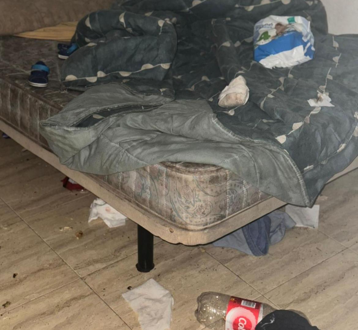 Retiran la custodia de sus hijos a una madre de Mijas por tenerlos en condiciones "inhumanas" - WhatsApp Image 2024 06 25 at 12.48.20 Retiran la custodia de sus hijos a una madre de Mijas por tenerlos en condiciones "inhumanas" - WhatsApp Image 2024 06 25 at 12.48.20