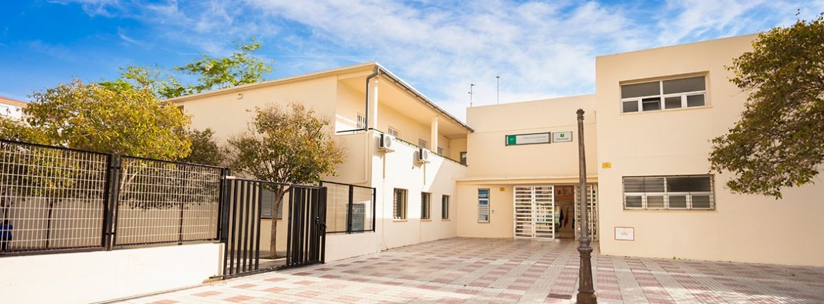 La Junta destina 753.000 euros para reparar los daños por las lluvias en cuatro institutos de Estepona - centro1 min IES Mediterráneo de Estepona.