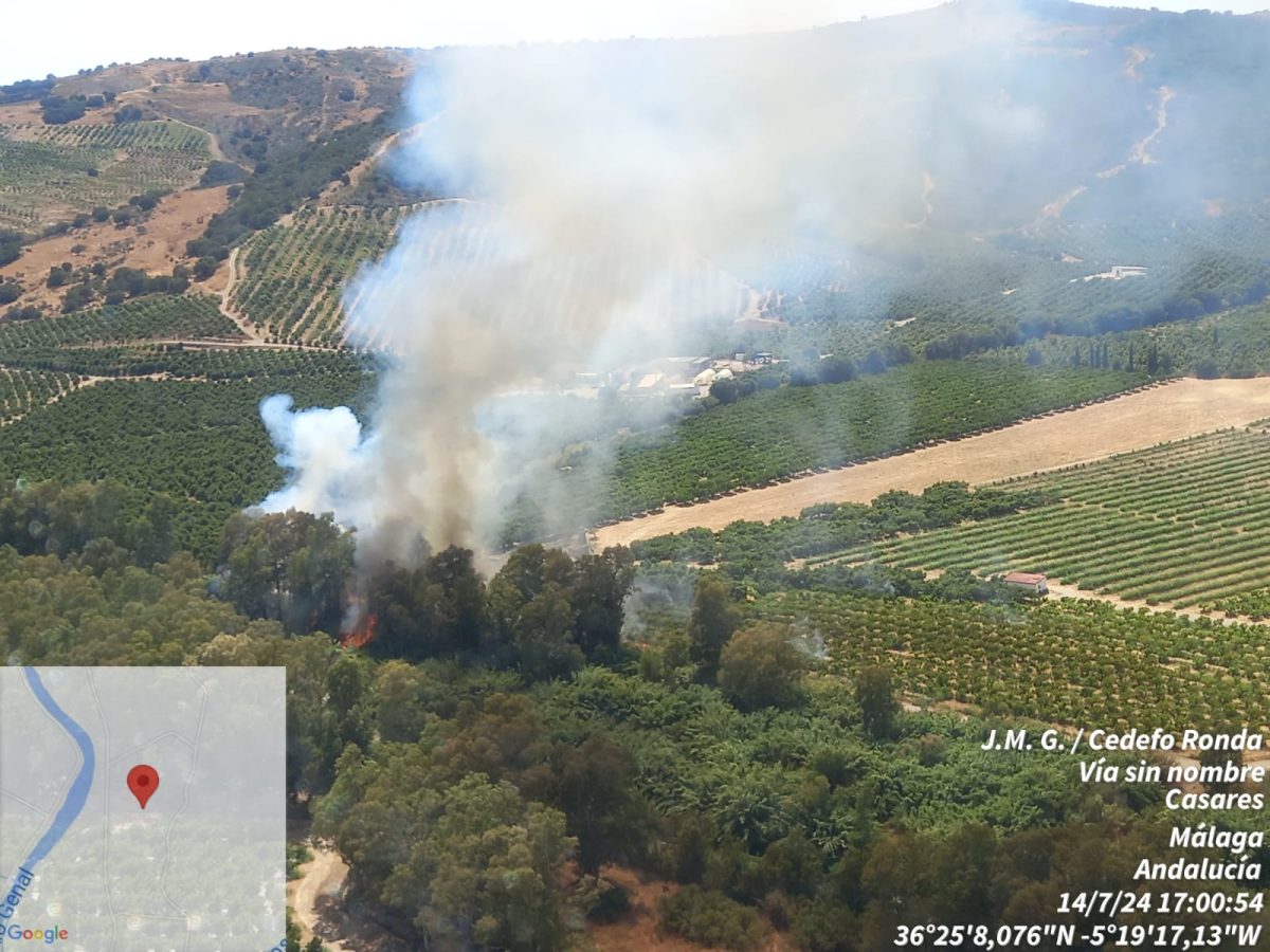 Incendio en la Finca Garabito, en el paraje Río Genal, en Casares - GSdbyqlXwAAydc9 Incendio en la Finca Garabito, en el paraje Río Genal, en Casares - GSdbyqlXwAAydc9