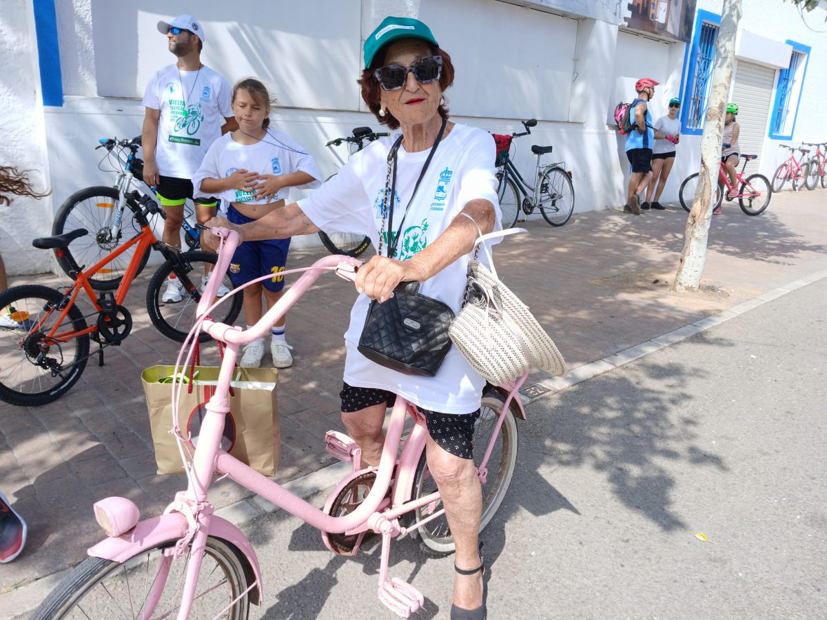 Justa, de 87 años, la más veterana en la nueva Vuelta Ciclista 'Por Tapas' - Senora mayor ciclista Justa, de 87 años, la más veterana en la nueva Vuelta Ciclista 'Por Tapas' - Senora mayor ciclista