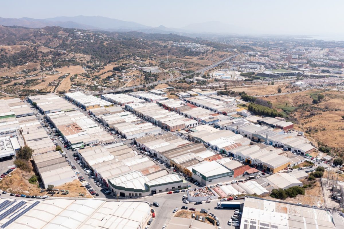 Estepona activa un plan de mejoras en el Polígono Industrial que se ejecutará durante tres semanas - 5884119021475971916 121 Estepona activa un plan de mejoras en el Polígono Industrial que se ejecutará durante tres semanas - 5884119021475971916 121
