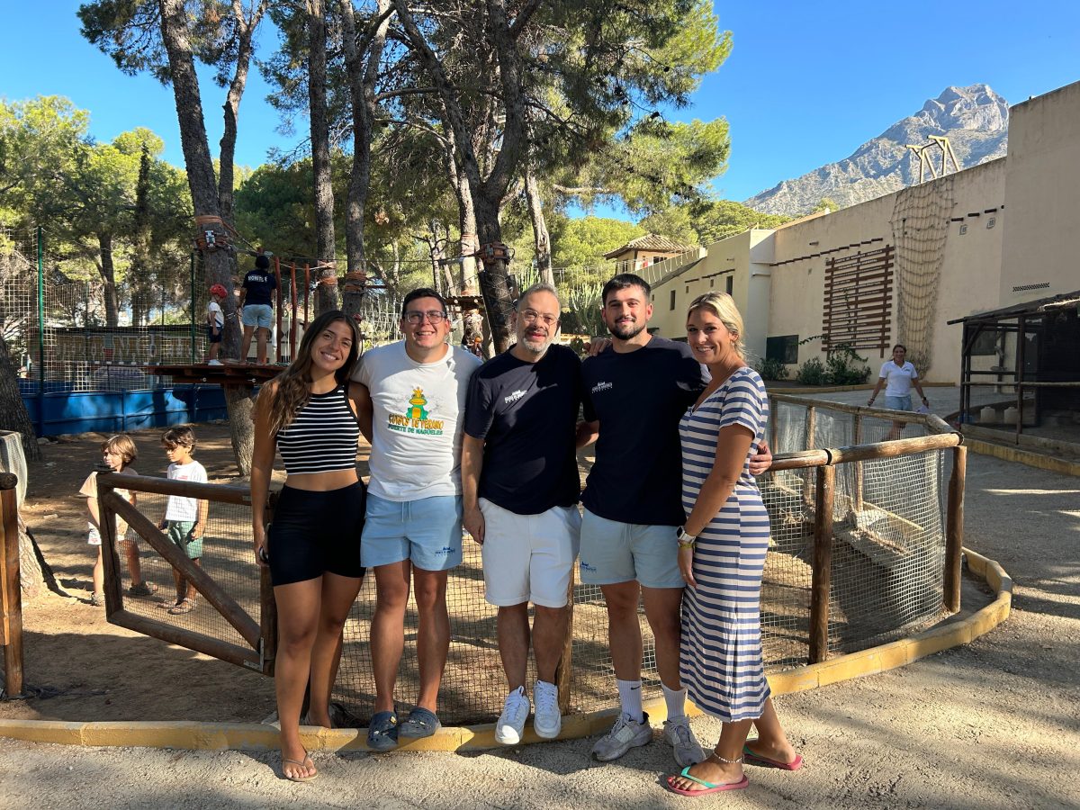 Campamento Fuerte Nagüeles en Marbella: inclusión y diversión para todos los niños - Monitores Campamento Fuerte Nagueles Marbella Monitores Campamento Fuerte Nagüeles Marbella./ D.DIMITRESCU