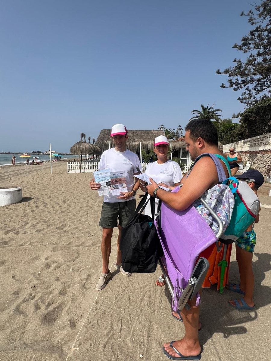 La asociación de empresarios de Marbella y San Pedro plantea una concentración en Madrid por los espigones - recogida firmas 1 La asociación de empresarios de Marbella y San Pedro plantea una concentración en Madrid por los espigones - recogida firmas 1
