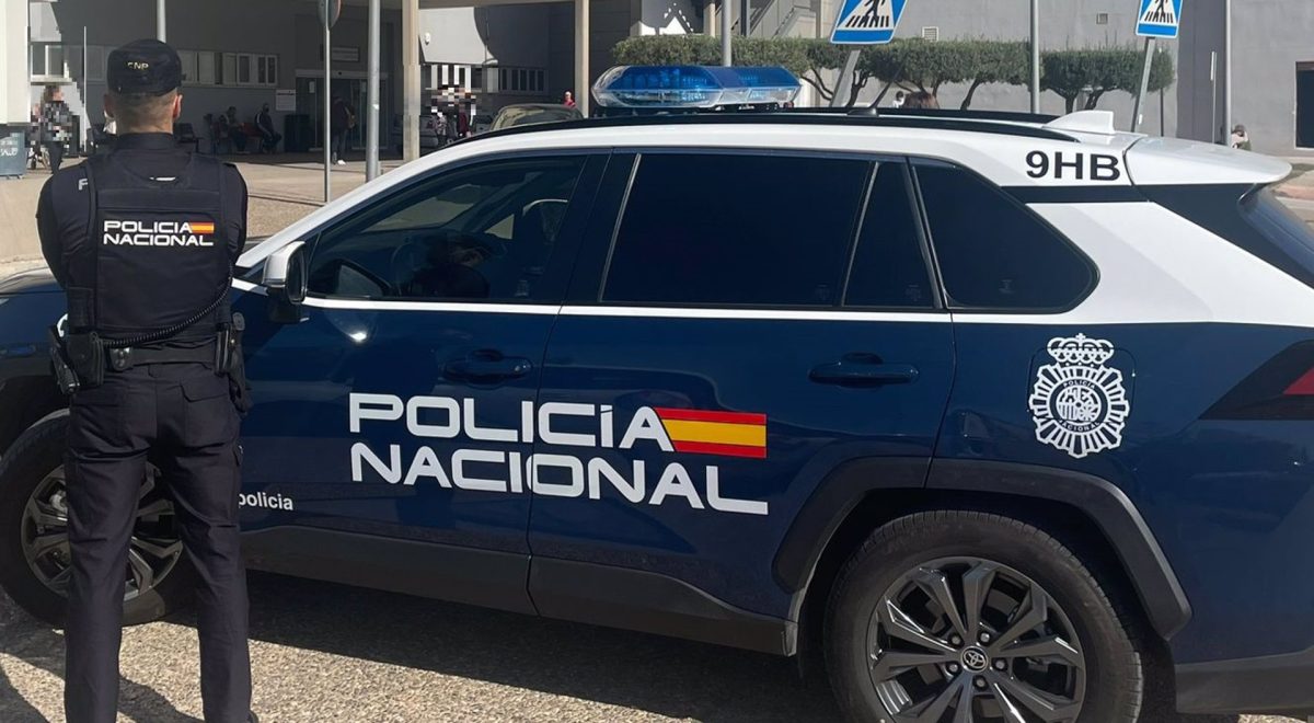 Una discusión entre compañeros de piso acaba con el casero muerto en Málaga: detenido uno de los inquilinos - Policia Nacional Malaga Una discusión entre compañeros de piso acaba con el casero muerto en Málaga: detenido uno de los inquilinos - Policia Nacional Malaga