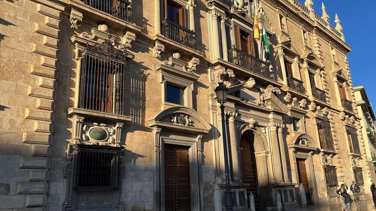 Absuelven a los responsables de un colectivo de defensa del cannabis acusados de tráfico de drogas - Sede TSJA Granada Absuelven a los responsables de un colectivo de defensa del cannabis acusados de tráfico de drogas - Sede TSJA Granada