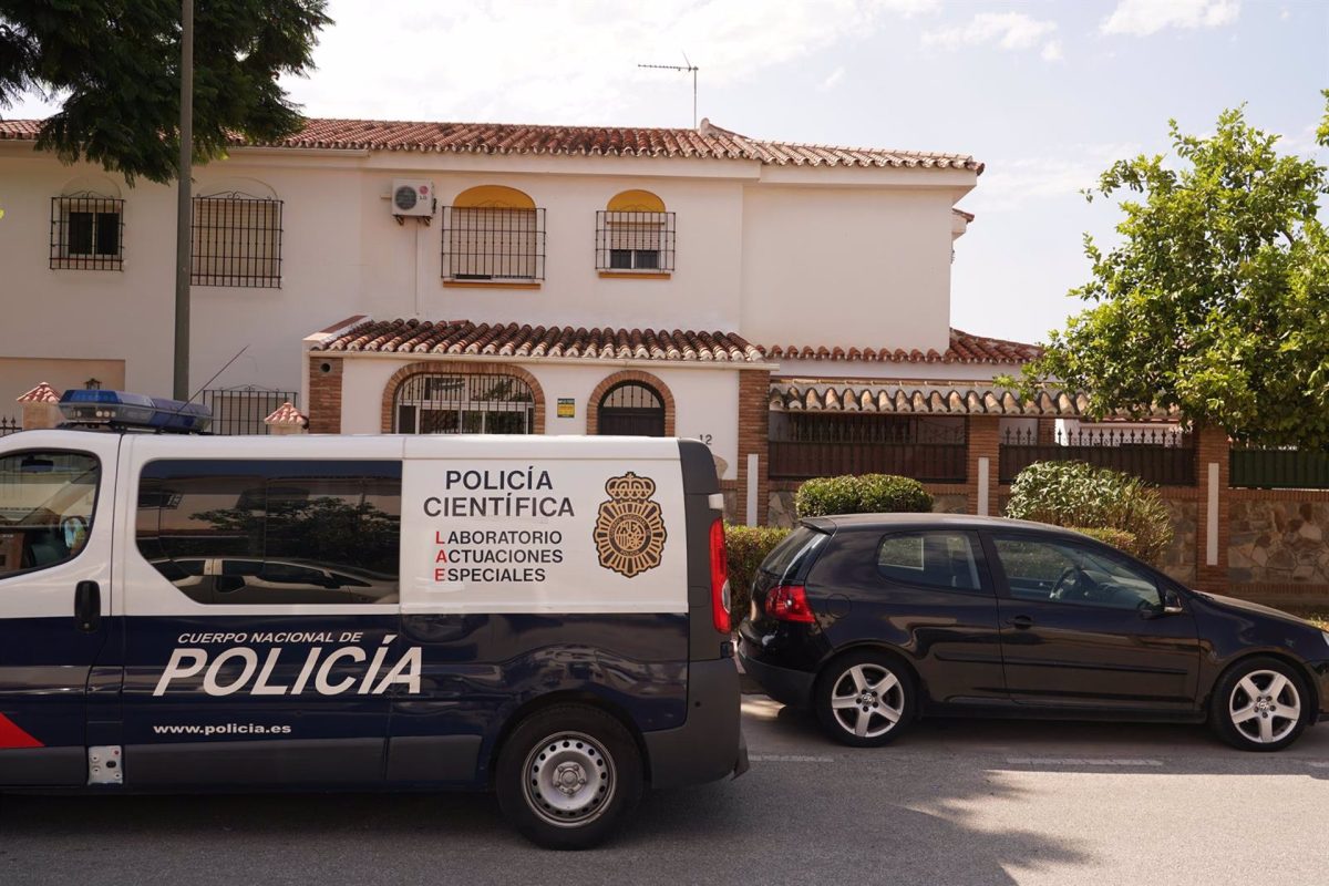 Detenido un hombre tras apuñalar a su padre en una barriada de Málaga capital - fotonoticia 20240911163353 1920 Detenido un hombre tras apuñalar a su padre en una barriada de Málaga capital - fotonoticia 20240911163353 1920