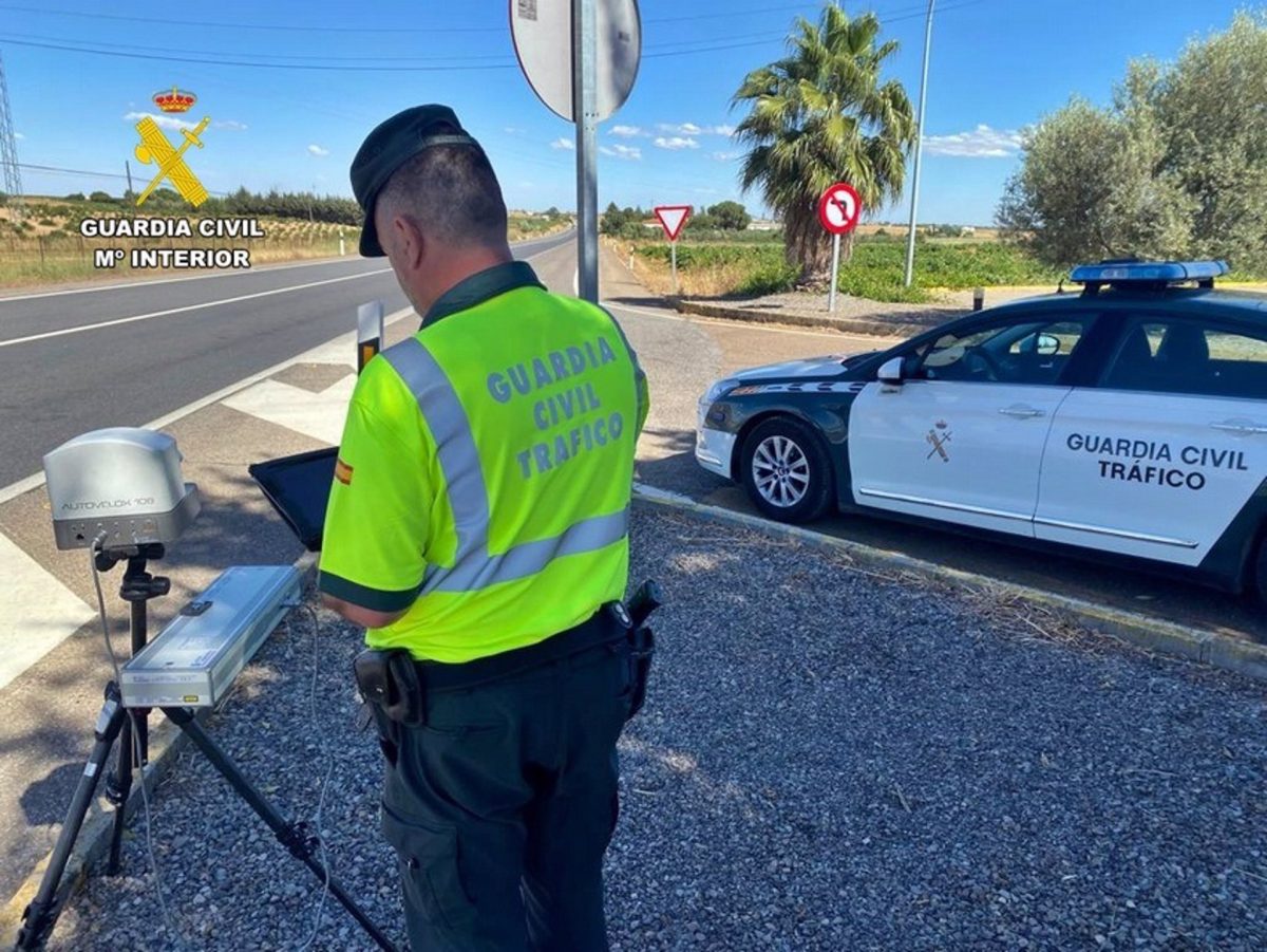 Un investigado por homicidio imprudente y abandono del lugar en relación con el accidente en la MA-20 - Agente Guardia Civil Agente Guardia Civil Tráfico