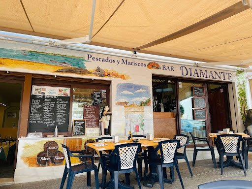 El Diamante (Marbella) y El Refugio (Genalguacil), nuevos bares "con Solera" de la Guía Repsol - Bar diamante Marbella Bar El Diamante, Marbella.