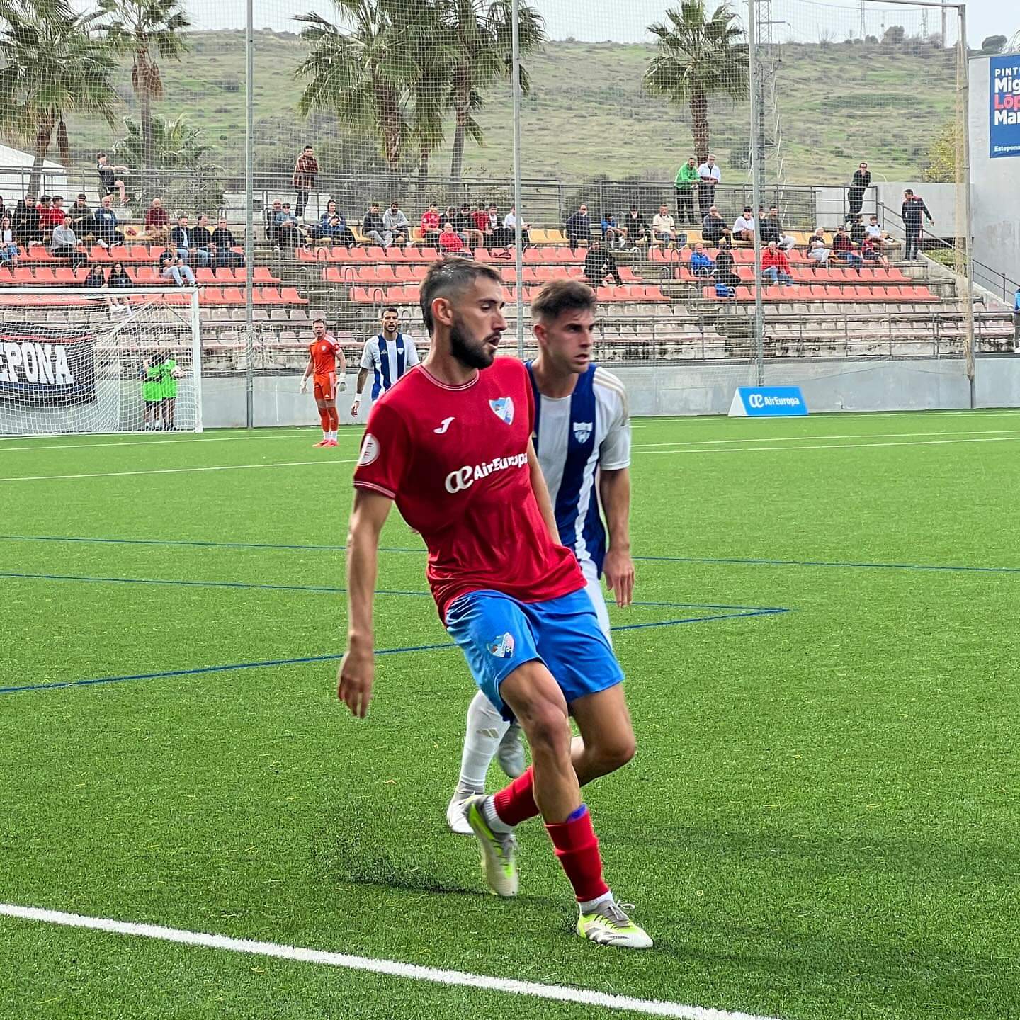 El CD Estepona se atasca frente a La Unión Atlético (0-1) - FB IMG 1731880982503 El CD Estepona se atasca frente a La Unión Atlético (0-1) - FB IMG 1731880982503