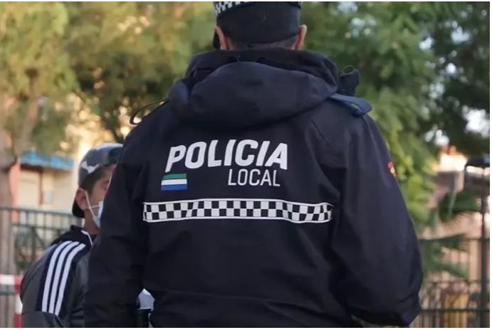 Amenaza a un agente fuera de servicio en Mijas y es detenido por quebrantar una orden de alejamiento - Imagen de archivo de la Policia Local de Mijas Imagen de archivo de la Policía Local de Mijas