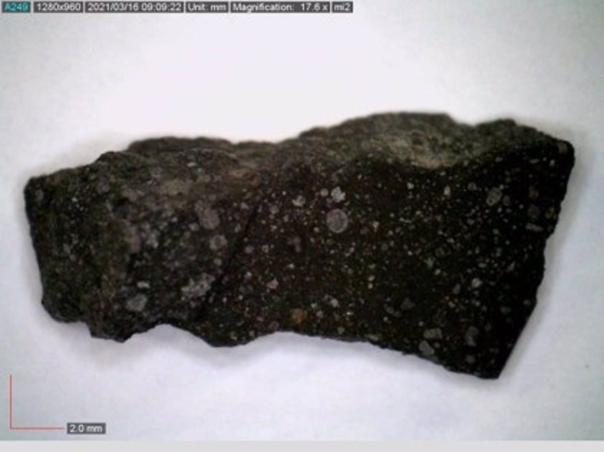 Investigadores andaluces desarrollan una metodología láser a la carta para generar y analizar micrometeoritos - Micrometeorito Investigadores andaluces desarrollan una metodología láser a la carta para generar y analizar micrometeoritos - Micrometeorito