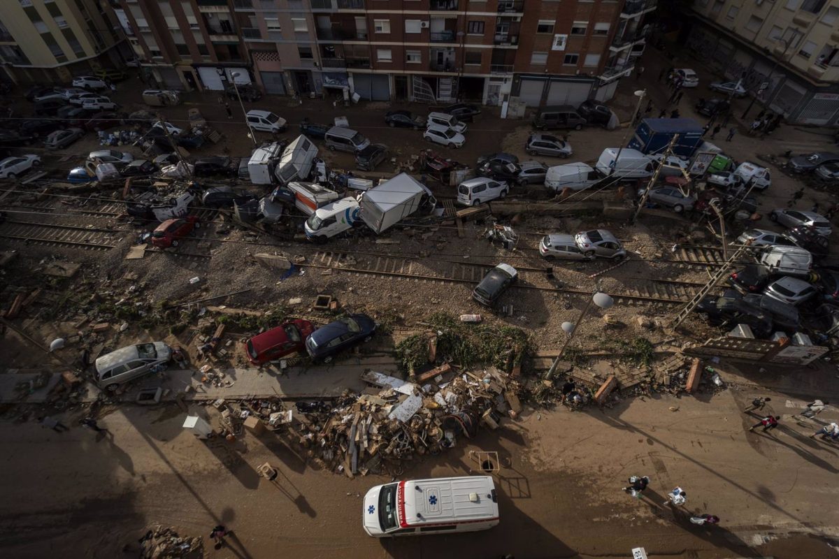 Un total de 14 bomberos de Málaga se desplazan a la 'zona cero' de la DANA en Valencia - Zona cero Malaga Un total de 14 bomberos de Málaga se desplazan a la 'zona cero' de la DANA en Valencia - Zona cero Malaga
