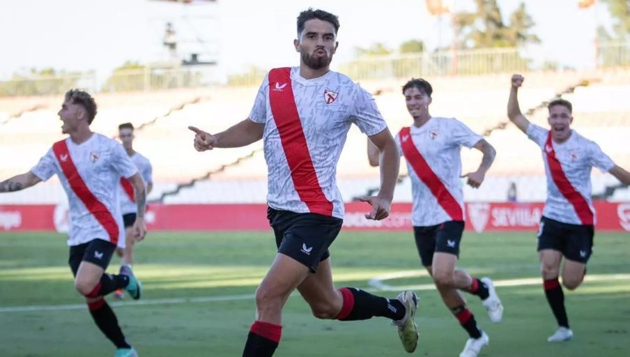 Benalmádena rinde homenaje a Álvaro García Pascual tras su debut en LaLiga con el Sevilla FC - Captura de pantalla 2024 12 24 115732 Benalmádena rinde homenaje a Álvaro García Pascual tras su debut en LaLiga con el Sevilla FC - Captura de pantalla 2024 12 24 115732