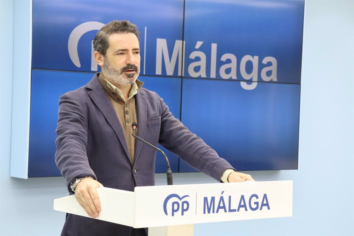 El PP advierte a Puente: "Málaga no entenderá un nuevo giro de 180 grados con el tren litoral" - Jose Ramon Carmona El PP advierte a Puente: "Málaga no entenderá un nuevo giro de 180 grados con el tren litoral" - Jose Ramon Carmona