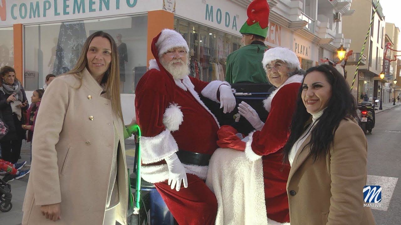 Papá y Mamá Noel visitarán Manilva el 24 de diciembre con un mágico recorrido - Papá y Mamá Noel visitan Manilva./ RTV MANILVA