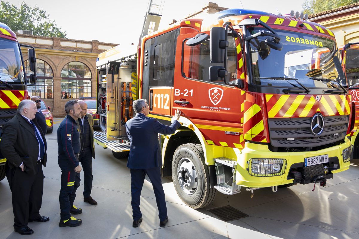 Málaga renueva la flota de Bomberos con 75 nuevos vehículos y una inversión de 20 millones de euros - tres nuevos camiones del cpb 4 Málaga renueva la flota de Bomberos con 75 nuevos vehículos y una inversión de 20 millones de euros - tres nuevos camiones del cpb 4