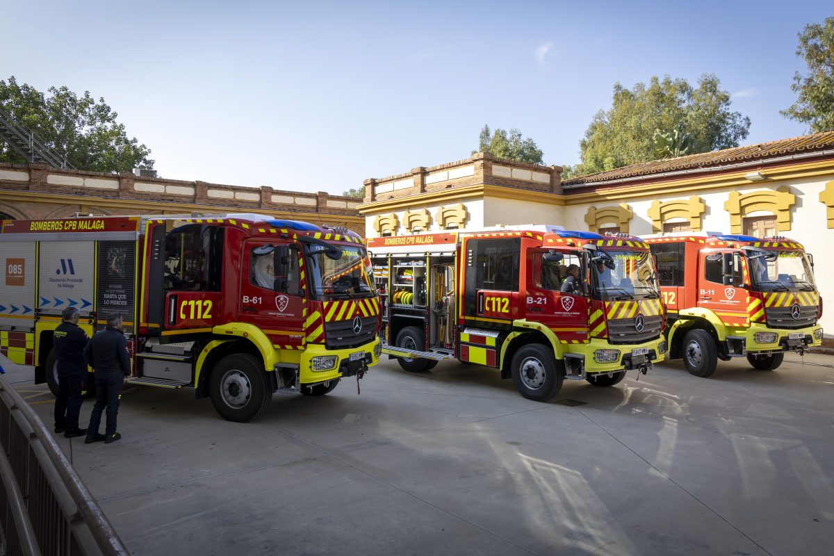Málaga renueva la flota de Bomberos con 75 nuevos vehículos y una inversión de 20 millones de euros - tres nuevos camiones del cpb 6 scaled Málaga renueva la flota de Bomberos con 75 nuevos vehículos y una inversión de 20 millones de euros - tres nuevos camiones del cpb 6 scaled
