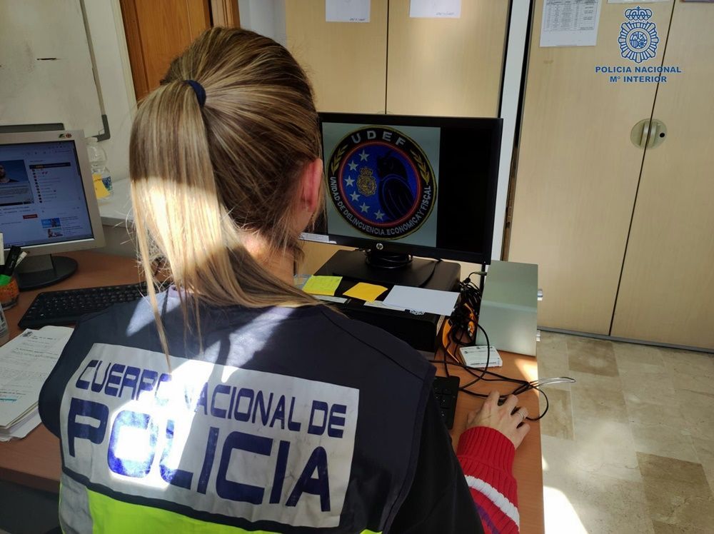 Suben las estafas informáticas y los delitos sexuales, mientras bajan los robos en domicilios en la Costa del Sol - udef delito estafa Suben las estafas informáticas y los delitos sexuales, mientras bajan los robos en domicilios en la Costa del Sol - udef delito estafa