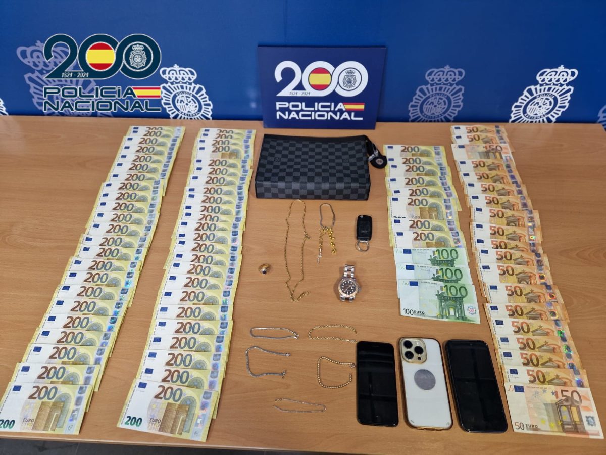 Desmantelada una red criminal de estafadores en Málaga especializada en fraudes inmobiliarios y de joyas - 20250113 Foto Rip Deal Desmantelada una red criminal de estafadores en Málaga especializada en fraudes inmobiliarios y de joyas - 20250113 Foto Rip Deal