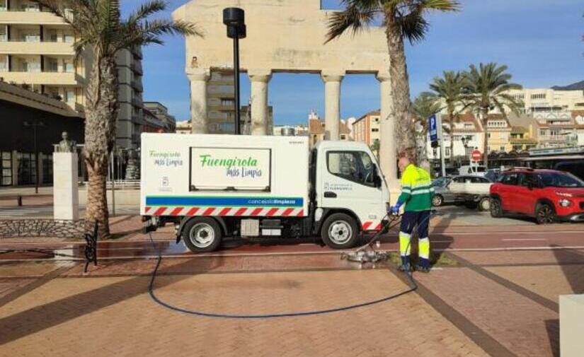 Vehículo del servicio de limpieza de FCC.