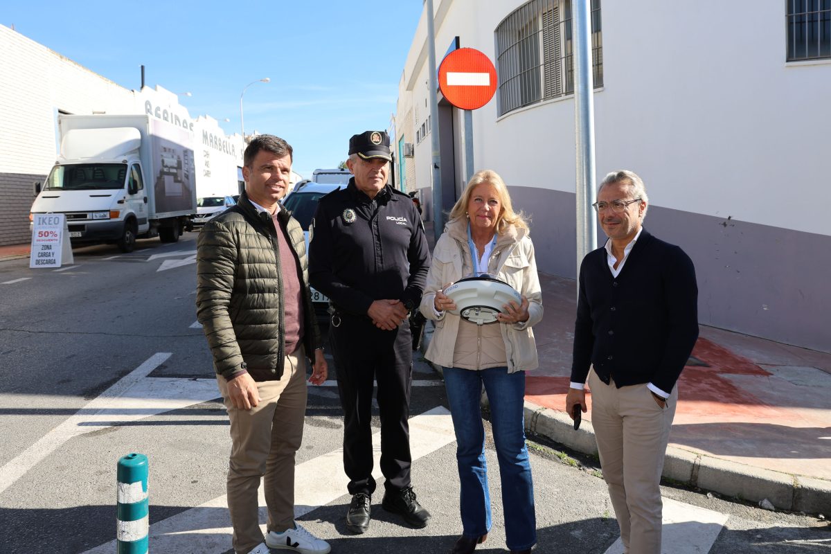 Marbella refuerza la seguridad con nuevas cámaras de videovigilancia en Las Albarizas y La Ermita - J07A4276 Marbella refuerza la seguridad con nuevas cámaras de videovigilancia en Las Albarizas y La Ermita - J07A4276