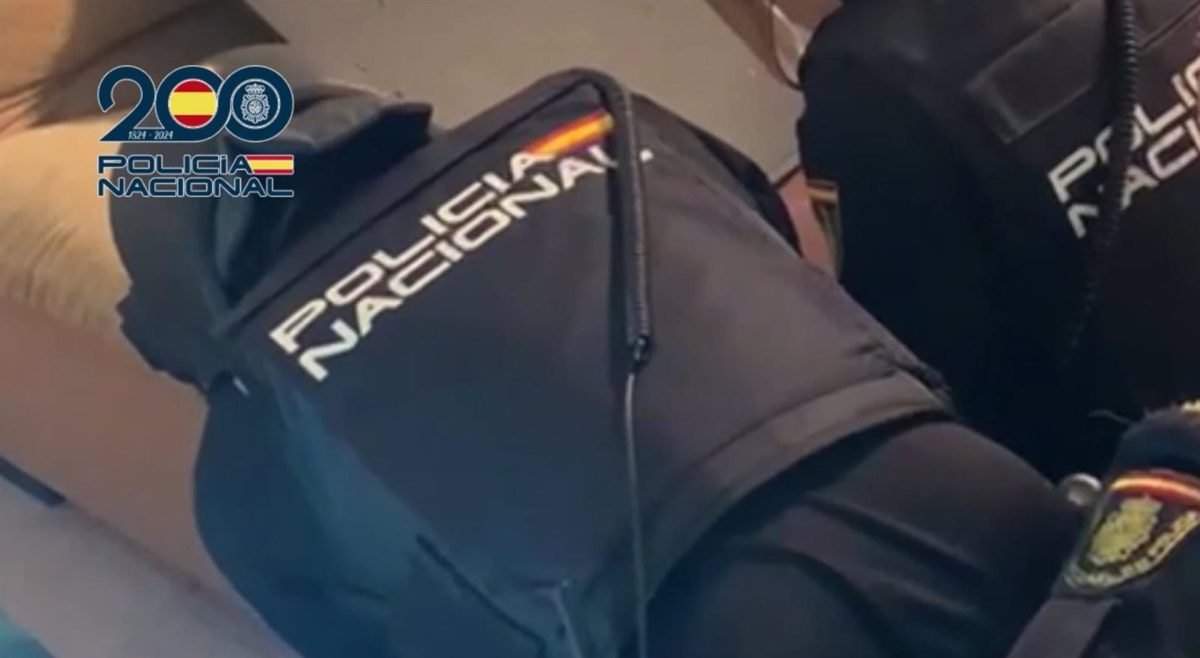 Desarticulado un grupo criminal que robó la recaudación de una gasolinera en Benalmádena - Policia Nacional gasolinera Desarticulado un grupo criminal que robó la recaudación de una gasolinera en Benalmádena - Policia Nacional gasolinera
