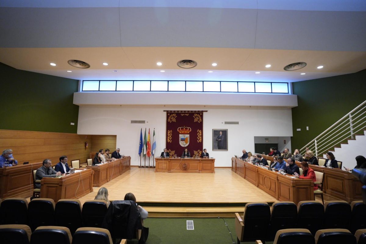Torremolinos aprueba un presupuesto histórico de casi 118 millones de euros para 2025 - WhatsApp Image 2025 01 14 at 13.02.16 Torremolinos aprueba un presupuesto histórico de casi 118 millones de euros para 2025 - WhatsApp Image 2025 01 14 at 13.02.16