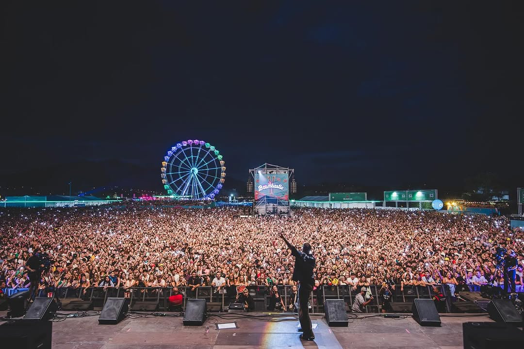 Melendi, María Becerra y Steve Aoki encabezan el cartel del Boombastic Estepona 2025 - boombastic 2 Melendi, María Becerra y Steve Aoki encabezan el cartel del Boombastic Estepona 2025 - boombastic 2