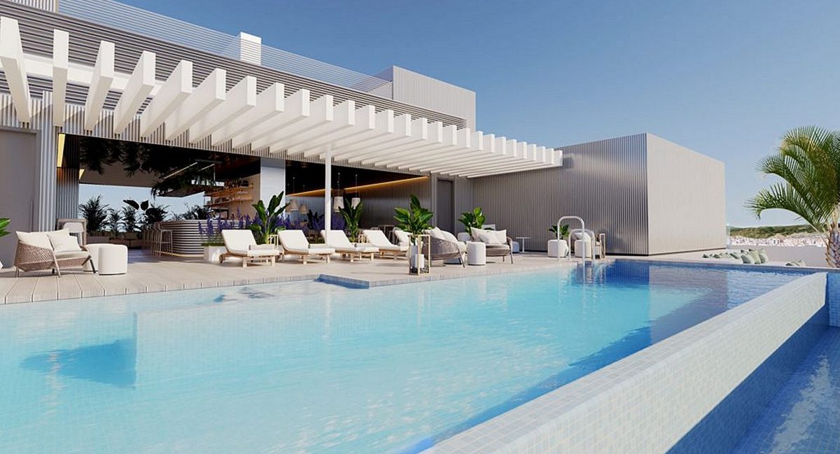 ¿La vivienda más cara de Málaga? A la venta un piso de más de 4 millones de euros en la capital - picasso Towers Malaga roof pool 1 ¿La vivienda más cara de Málaga? A la venta un piso de más de 4 millones de euros en la capital - picasso Towers Malaga roof pool 1