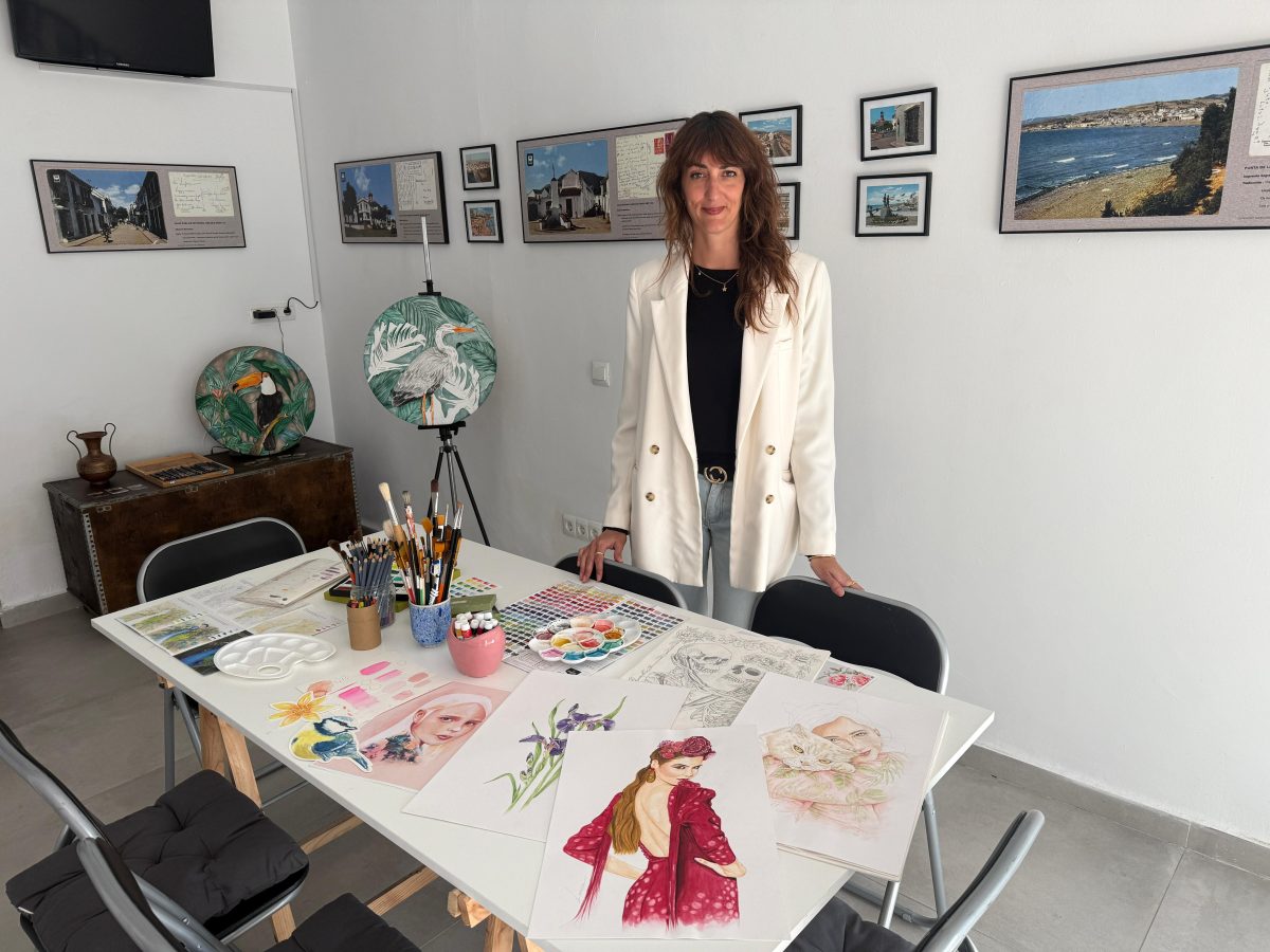 Arte y creatividad: nueva oportunidad para aprender acuarela con Lara Galán en Estepona - 5e4867cb bd07 4c84 906e c901bd64acd6 La ilustradora y diseñadora gráfica profesional Lara Galán. / D. MACÍAS