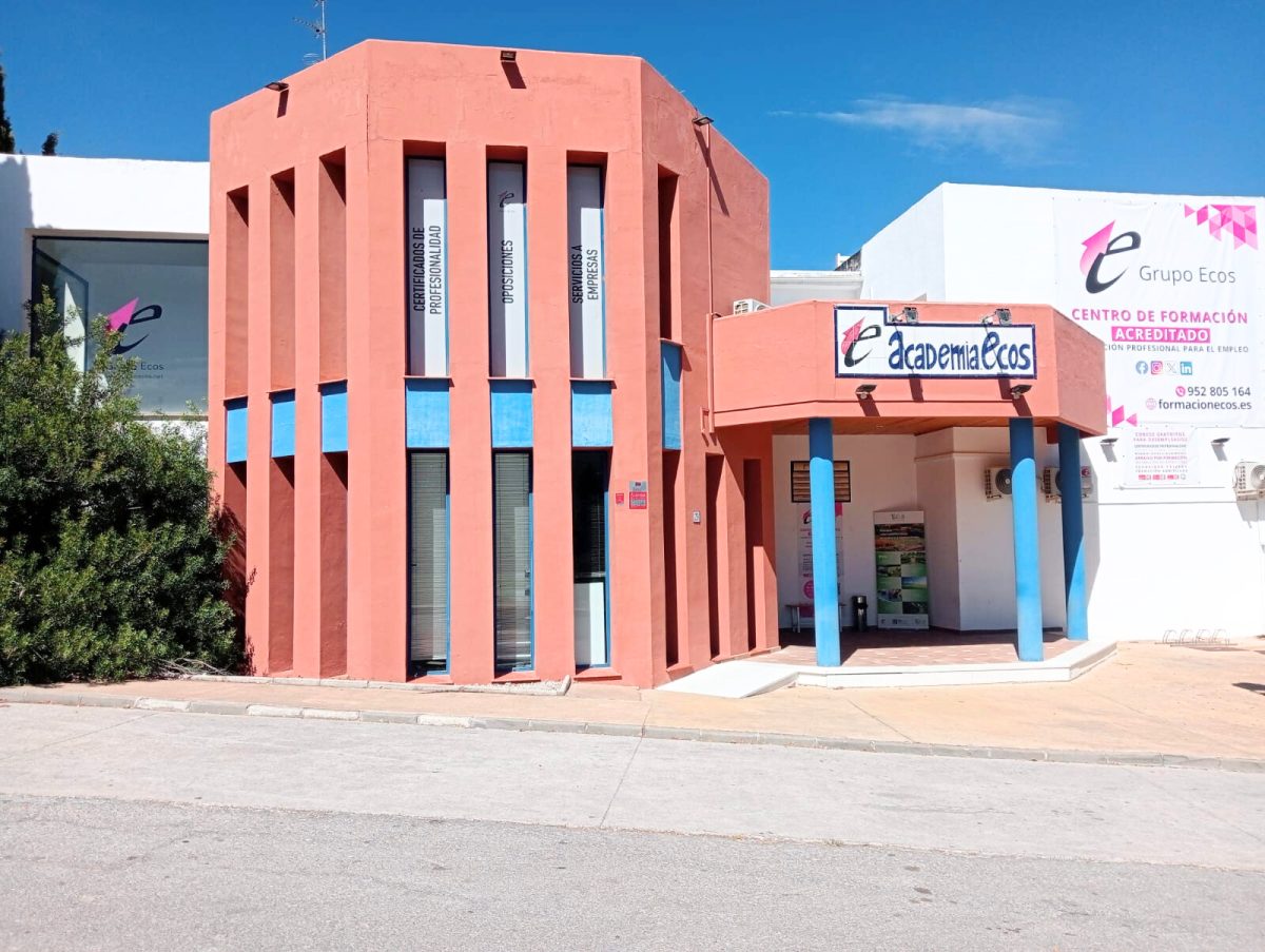 Una academia de Estepona necesita cubrir 30 vacantes de personal formador - Academia ECOS Una academia de Estepona necesita cubrir 30 vacantes de personal formador