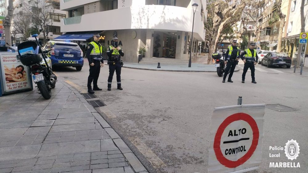 La Policía Local de Marbella multa a más de 40 motocicletas y ciclomotores en seis días - Control Marbella La Policía Local de Marbella multa a más de 40 motocicletas y ciclomotores en seis días - Control Marbella