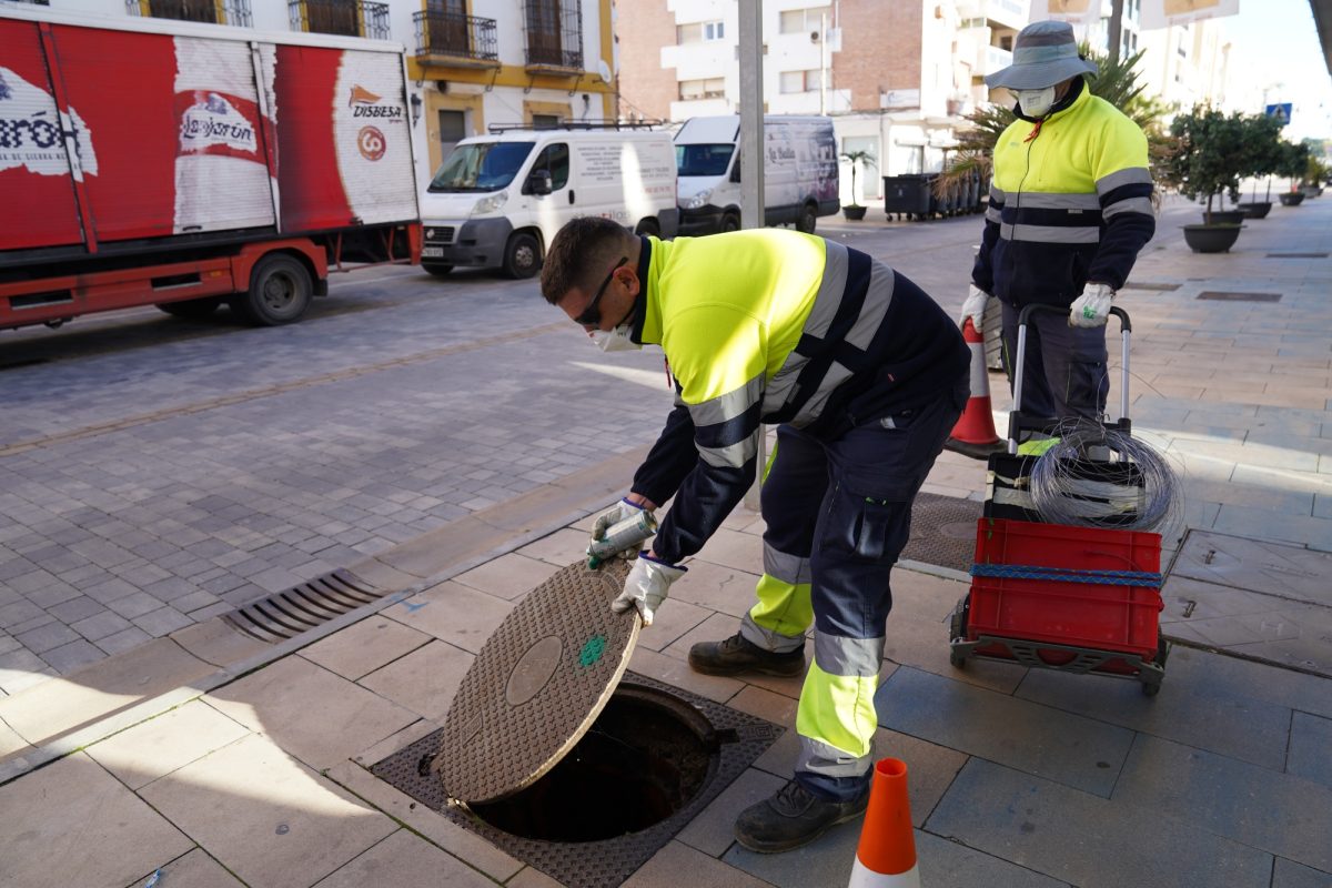 Estepona intensifica la desinsectación y desratización en 426 kilómetros de alcantarillado - DSC09955 1 Estepona intensifica la desinsectación y desratización en 426 kilómetros de alcantarillado - DSC09955 1