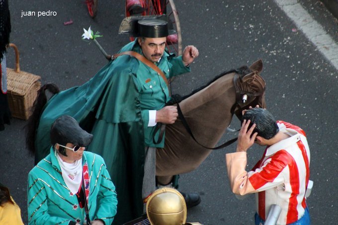 ¿Te puedes disfrazar de Guardia Civil en Carnavales? La Guardia Civil avisa - GjlelB1W4AAI1sK ¿Te puedes disfrazar de Guardia Civil en Carnavales? La Guardia Civil avisa - GjlelB1W4AAI1sK