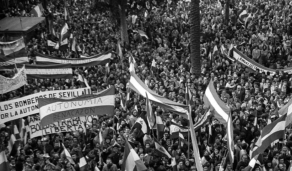 Málaga entrega las Banderas de Andalucía 2025: estos son los diez galardonados - ManifestacionPJESTANDAR Málaga entrega las Banderas de Andalucía 2025: estos son los diez galardonados - ManifestacionPJESTANDAR
