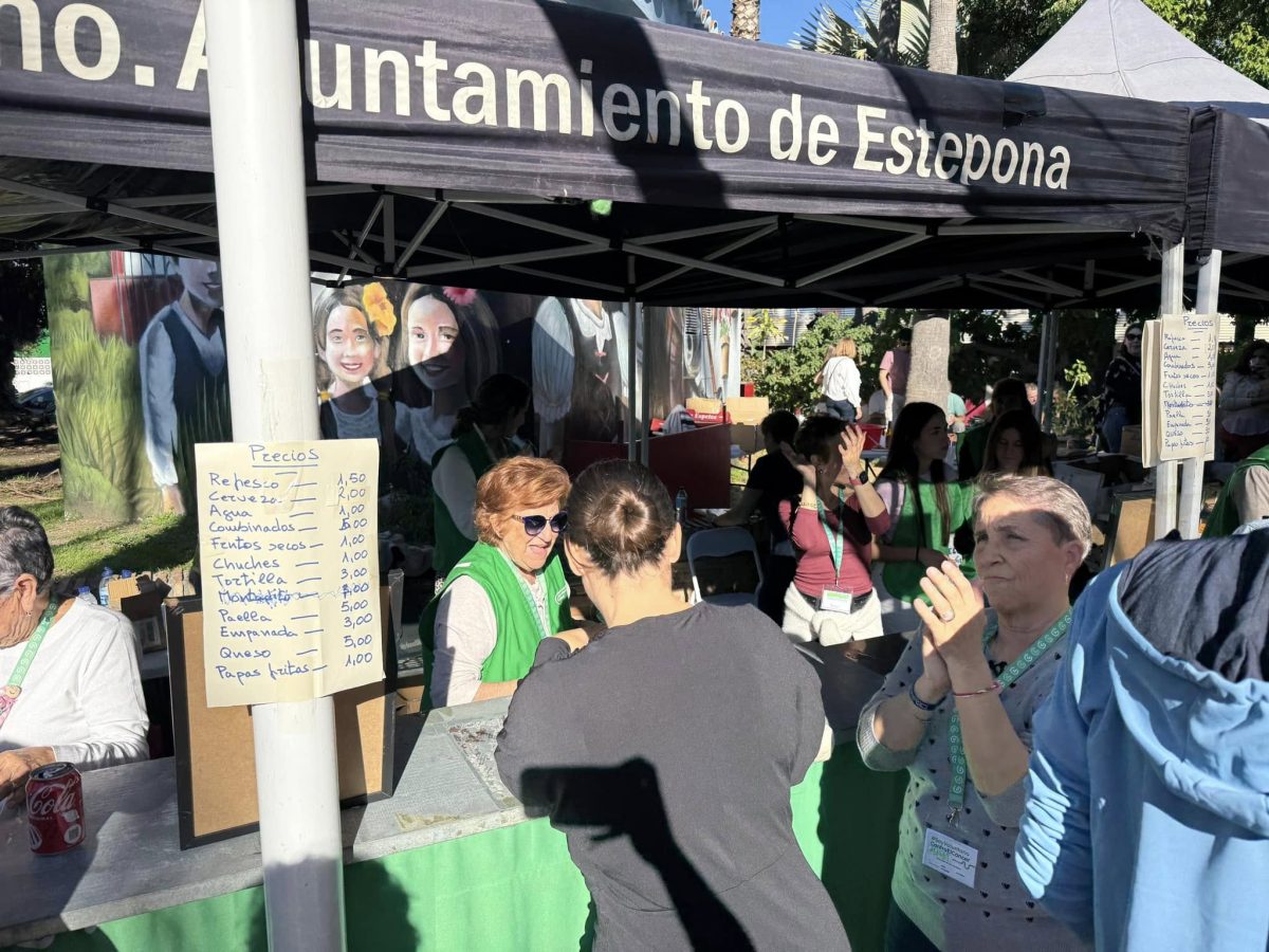 Los vecinos de Cancelada se vuelcan con el evento a beneficio de la Asociación contra el Cáncer - Mercadillo solidario Cancelada Los vecinos de Cancelada se vuelcan con el evento a beneficio de la Asociación contra el Cáncer - Mercadillo solidario Cancelada