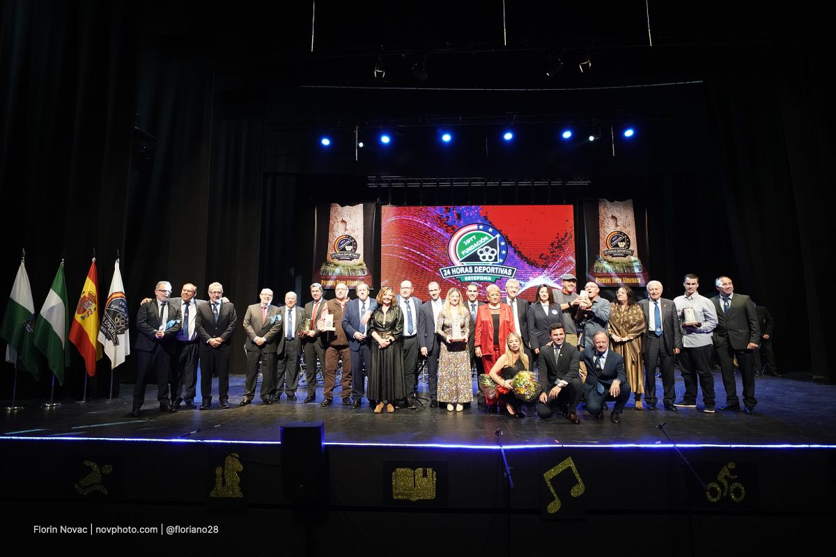 Ana Mena y Daniel Muñoz triunfan en los premios individuales de la Gala Torres Almenaras de Estepona - NOV01490 XXXVI Gala Torres Almenaras del Deporte y la Cultura en Estepona