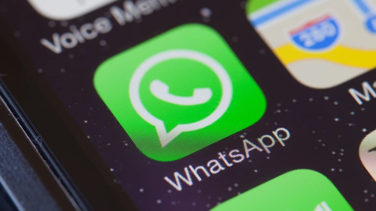 Cae la aplicación Whatsapp unos minutos: los usuarios registran fallos en los envíos de mensajes - Whatsapp caida Cae la aplicación Whatsapp unos minutos: los usuarios registran fallos en los envíos de mensajes - Whatsapp caida