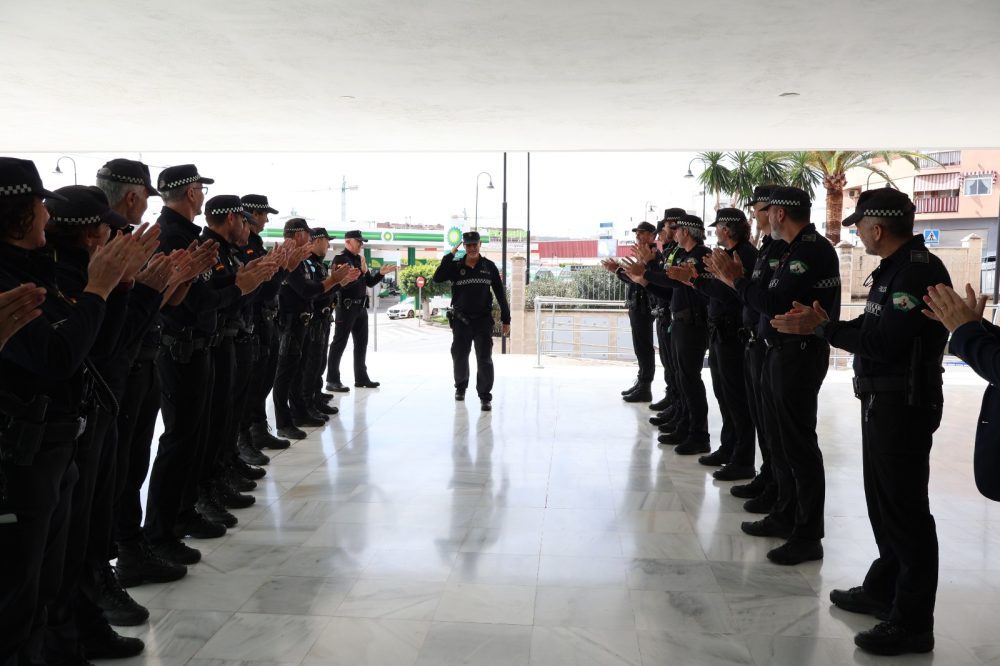 "Policía Local de Mijas, ¿dígame?": Ramón Cádiz se jubila tras casi 38 años protegiendo a los mijeños - 1b5a92c9 4f60 4fc8 80a6 bd66dcf2a800 "Policía Local de Mijas, ¿dígame?": Ramón Cádiz se jubila tras casi 38 años protegiendo a los mijeños - 1b5a92c9 4f60 4fc8 80a6 bd66dcf2a800