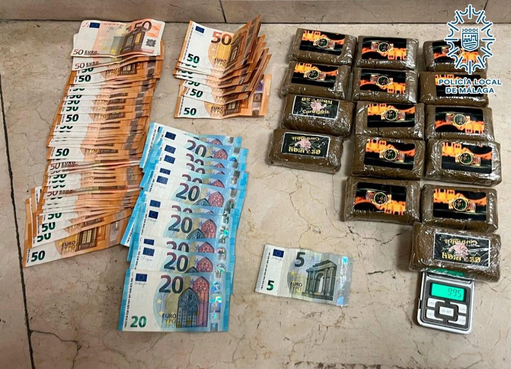 Detienen a un hombre en Málaga con 1,5 kilos de hachís y más de 2500 euros en efectivo - 483268809 17884495983228043 7918119174437328848 n Detienen a un hombre en Málaga con 1,5 kilos de hachís y más de 2500 euros en efectivo - 483268809 17884495983228043 7918119174437328848 n