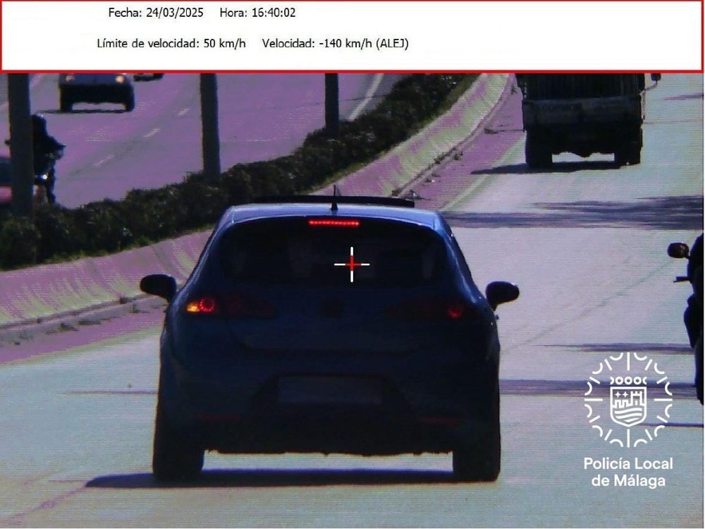 Denuncian a un conductor novel de 18 años conduciendo a 140 km/h por una vía de 50 en Málaga - 487296087 17887332168228043 3551990910568067708 n Denuncian a un conductor novel de 18 años conduciendo a 140 km/h por una vía de 50 en Málaga - 487296087 17887332168228043 3551990910568067708 n