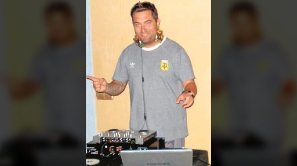 Maradona vs Zocato: sicarios, traiciones y un tesoro oculto de 9 millones de euros en la Costa del Sol - Encripdata 186 David Avila Ramos Maradona vs Zocato: sicarios, traiciones y un tesoro oculto de 9 millones de euros en la Costa del Sol - Encripdata 186 David Avila Ramos