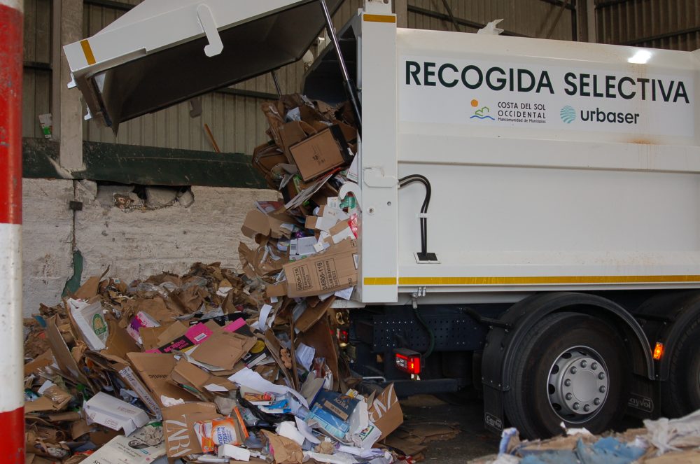 La Costa del Sol Occidental recibe el galardón “3 Pajaritas Azules” por su excelencia en reciclaje - NP Pajaritas Azules 2025 La Costa del Sol Occidental recibe el galardón “3 Pajaritas Azules” por su excelencia en reciclaje - NP Pajaritas Azules 2025