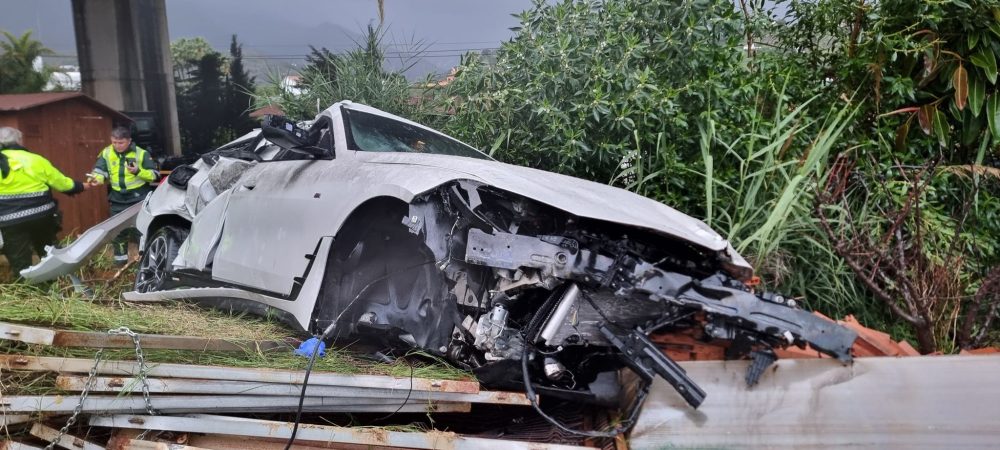 Un herido de 31 años al caer con su vehículo desde un puente en Estepona - WhatsApp Image 2025 03 10 at 15.11.05 2 1 Un herido de 31 años al caer con su vehículo desde un puente en Estepona - WhatsApp Image 2025 03 10 at 15.11.05 2 1